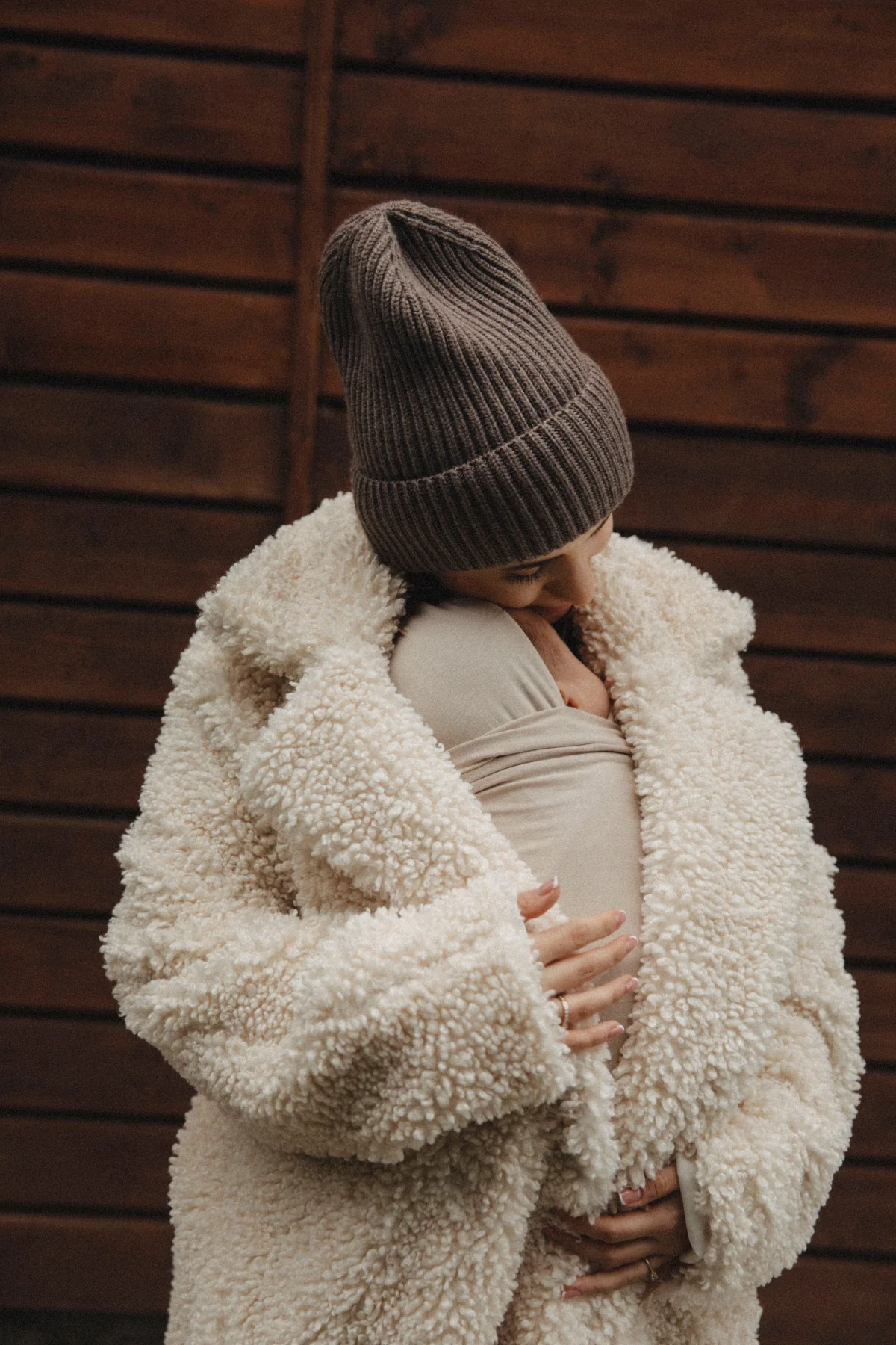 Chusta Elastyczna HugMe Beige - Image 5